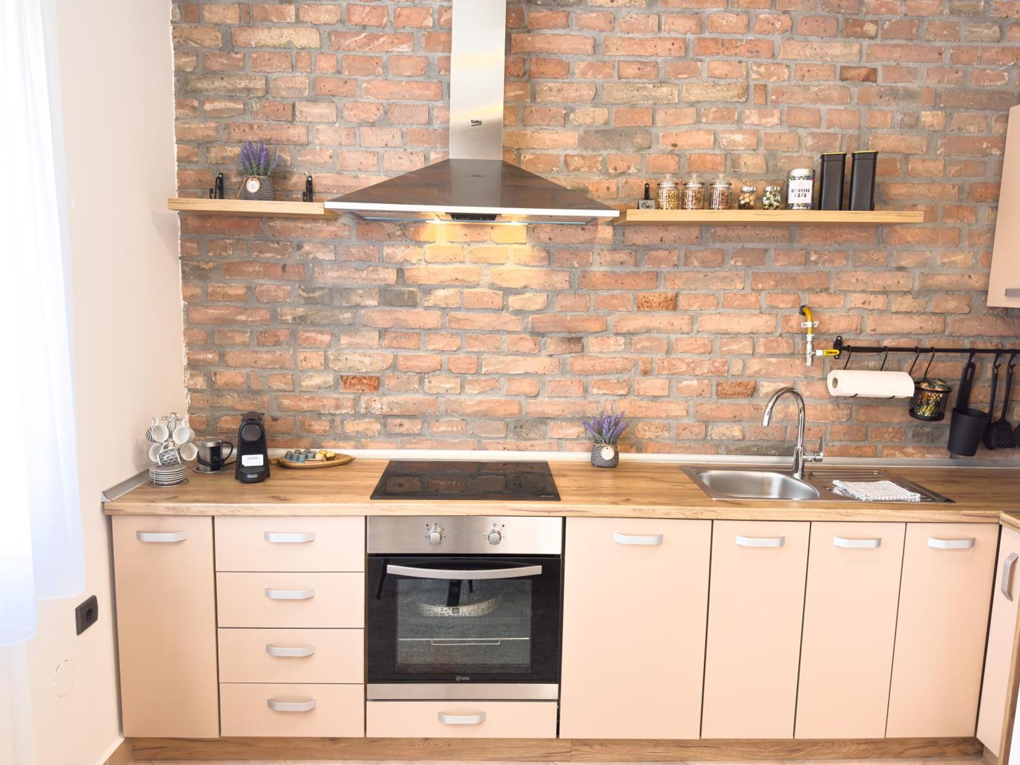 סראייבו Luxurious And Cosy Brick Apartment - Free Private Parking מראה חיצוני תמונה